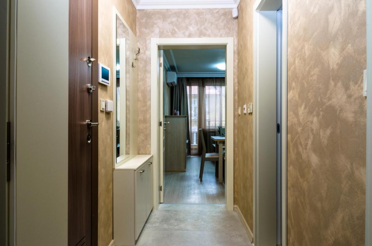 Coop Apartments, - Free Parking *